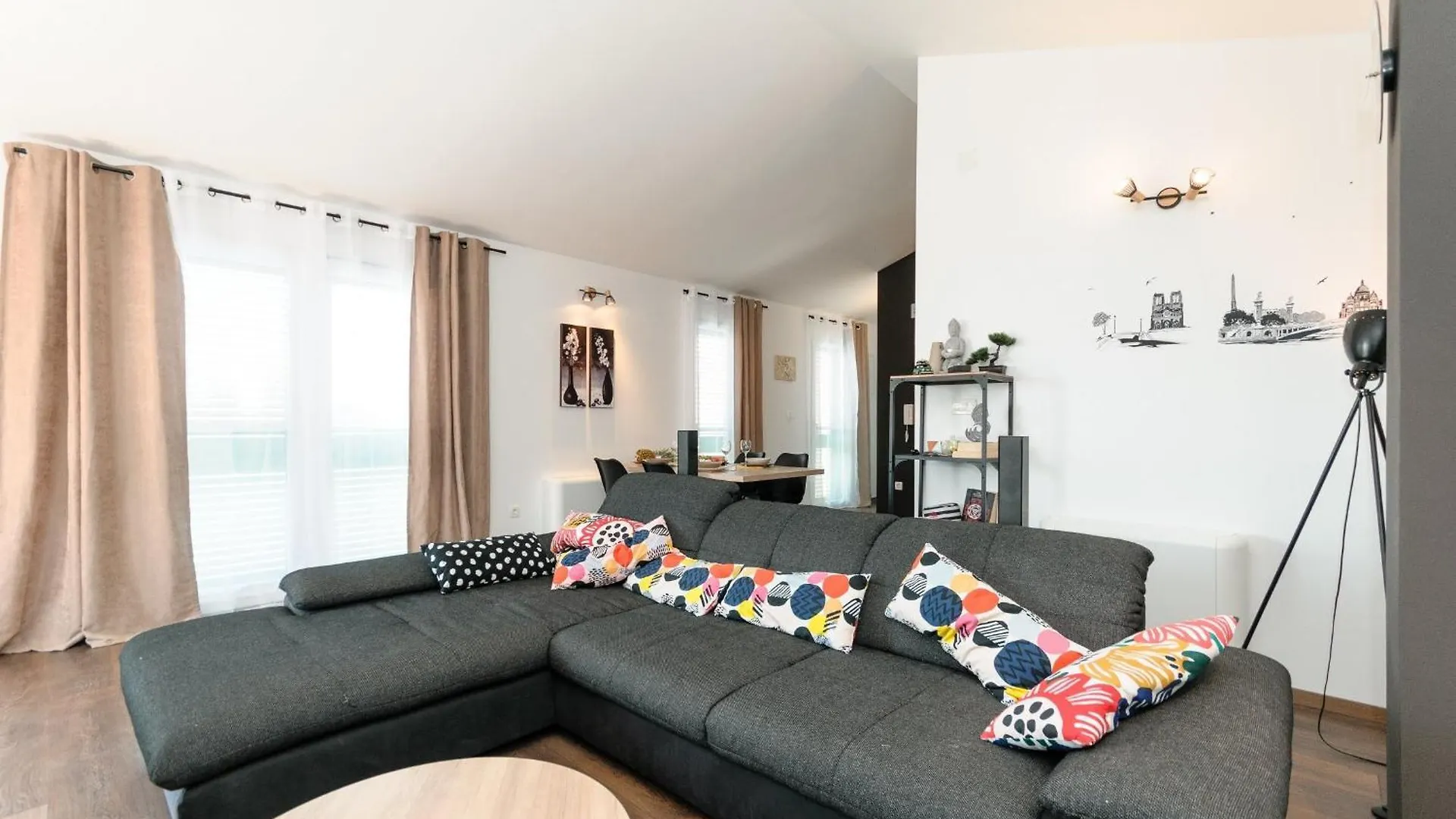 Luxury Villa With Heated Pool, Terrace, And Outdoor Amenities For Relaxation Trogir 0*,
